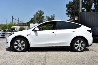 Tesla Model Y Long Range AWD - 3