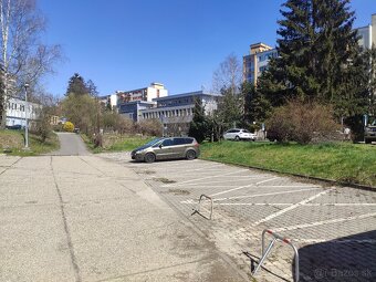 Parkujte pohodlne- parkovacie miesto-Horná-Kukučínova ul. - 3