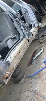 Vyváranie lakovanie automobilov ošetrovanie podvozku - 3