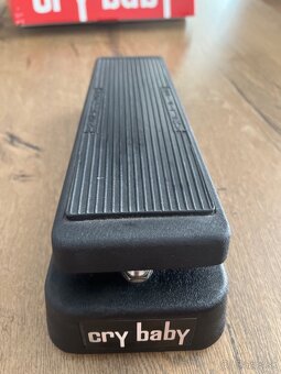 Predám gitarový efekt- wah pedal - 3