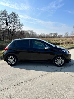 Peugeot 208 1.2 PureTech Style - 3