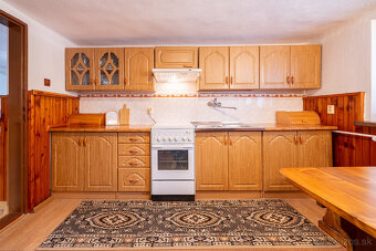 Na predaj 2-generačný rodinný dom v obci Zámutov - 3