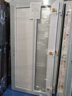 Plastove vchodove dvere Vertical - 3
