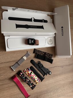 Predam Apple Watch SE 40mm - 3
