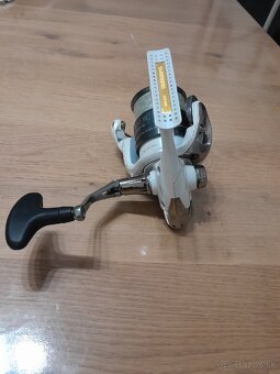 Predám rybársky navijak Shimano Stradic 4000FC - 3