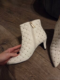 Liu Jo nove celnkove cizmy vel.40 - 3