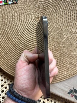 iPhone 13 Pro na náhradné diely - 3