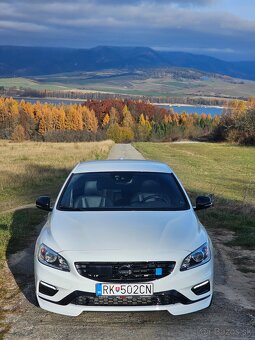 Volvo S60 - 3