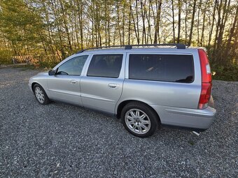 Predám Volvo V70 D5 - 3