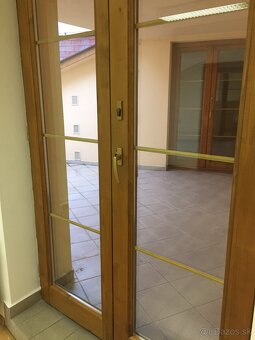 Kancelária s veľkou terasou na pešej zóne v Nitre, 18 m2 - 3