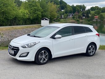 Hyundai i30 CW 1,6 crdi Family - 3
