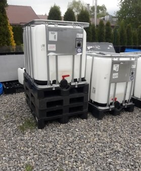 Predám 600L nadrž plastove palety - 3