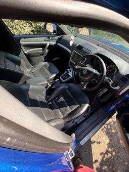 Rozpredam Škoda Octavia 2 RS 2.0 TDi DSG sedan . - 3
