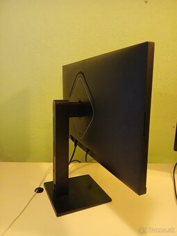 Herny monitor HP Omen 27" 4k 144HZ 1ms G-sync - 3