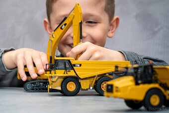 Kovové hračky strojov JCB a CAT - 3