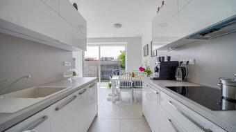 Posledný 5izb RD kompletne zariadený s garážou v krásnom pro - 3