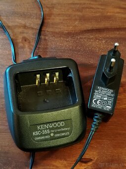 Kenwood ručná rádiostanica UHF - 3