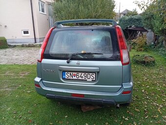 Rozpredam alebo predám Nissan x-trail dvojliter benzín 4x4 - 3