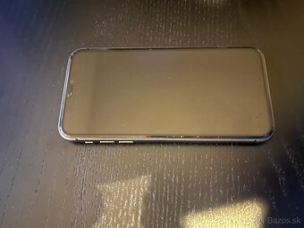 Apple iPhone 11 128GB - 3