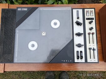 Predam kotucak tesla 444 lux SUPER - 3