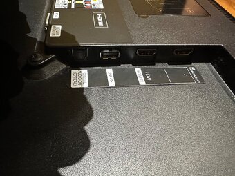 Samsung TV 22” (55cm) - 3