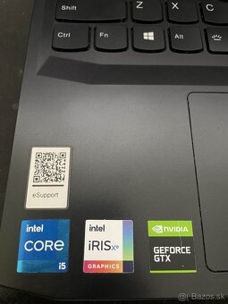 Lenovo IdeaPad Gaming 3 15IHU6 - 3