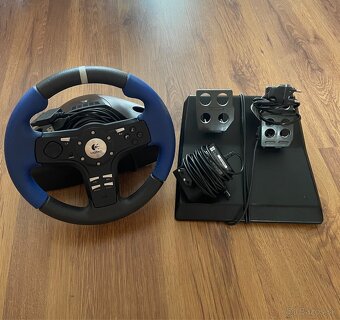 🎮 Playstation 3 (Sony PS3) + logitech simulator - 3