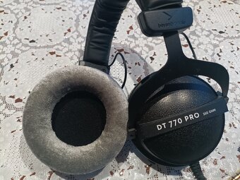 sluchadla Beyerdynamic DT 770 PRO 250 Ohm - 3