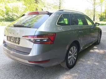 ŠKODA SUPERB COMBI 2,0 TDI DSG - 3