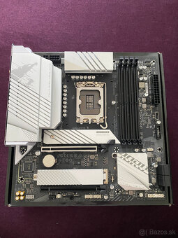 B760M AORUS ELITE AX - 3