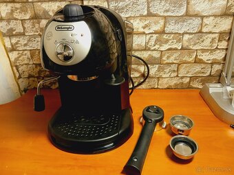 Predám pákový kávovar Delonghi - 3