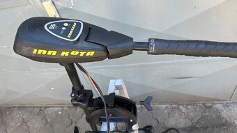 Minn Kota Traxxis 55V 36'' Lodný elektromotor Motor určen - 3
