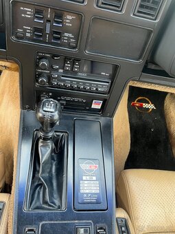1986 Chevrolet Corvette C4 official pace car - 3