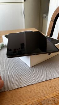Predám iPad Air 2020 64 GB Wi-Fi Space Gray – TOP stav - 3