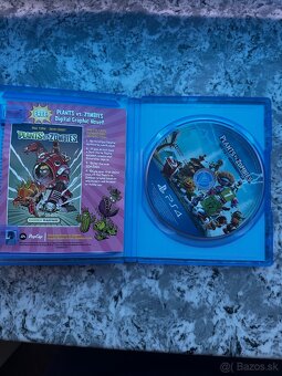 Ps 4 hra Plants vs Zombies - 3