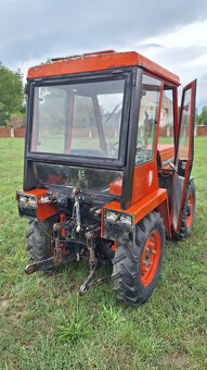 malotraktor MT8-150 s kabinou - 3