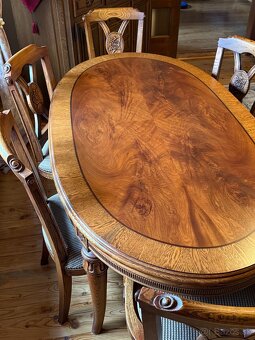 Predám jedálenský set – masívny malajský dub - 3