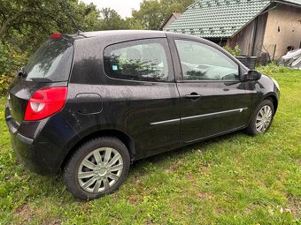 Renault Clio MK3 1.5DCi - 3