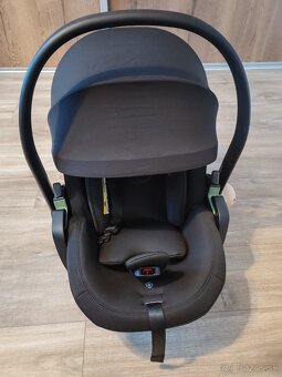 Autosedačka Thule Maple Black - 3