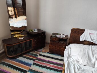 Masívny nábytok do spalne - 3