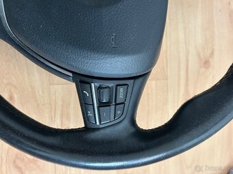 Predam volant BMW f10,f15,f01 - 3