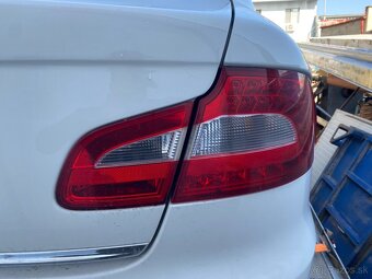 Superb 2 sedan diely - 3