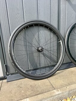 Predam sadu cestnych kolies Merida Expert CW - 3