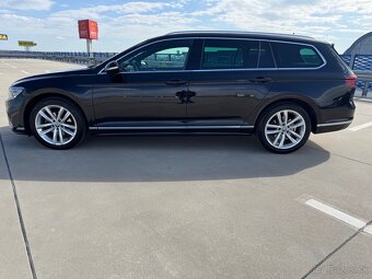 Predám Volkswagen Passat Variant 2.0 TDI EVO Elegance DSG - 3