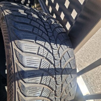 Zimné pneumatiky...KUMHO 275/40R19 + NOKIAN 245/45R19 105V.. - 3