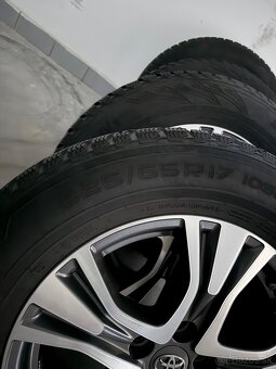 TOYOTA 225/65 R17 - 3