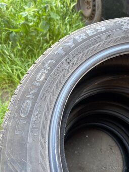 215/60R17 - 3