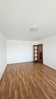 2i zariadený byt s balkónom, centrum Prievidza - 3