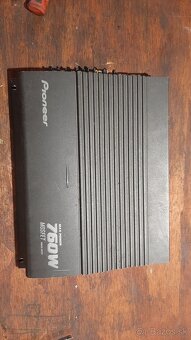 Zosilovač pioneer 760w - 3
