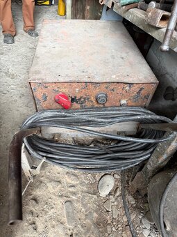 Zváračka WTU 200 Brumov - 3